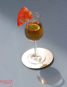 Bouillon van ice filtration gefilterde bouillon